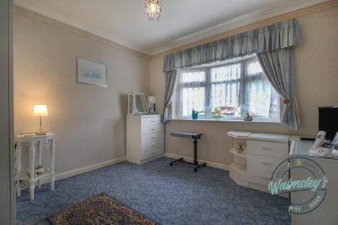 Main bedroom