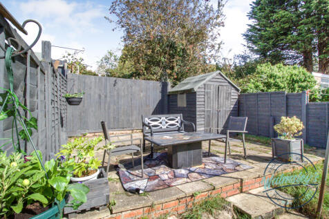 Patio &amp; shed