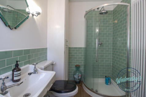 4 piece bathroom