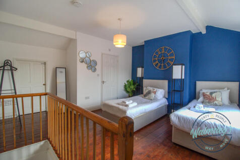 Loft bedroom with ensuite