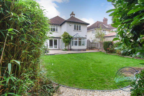 Rear gardens & elevation