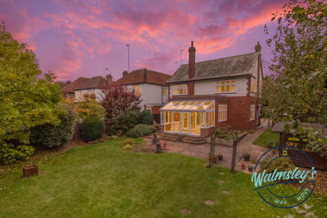 Rear side elevation Dusk