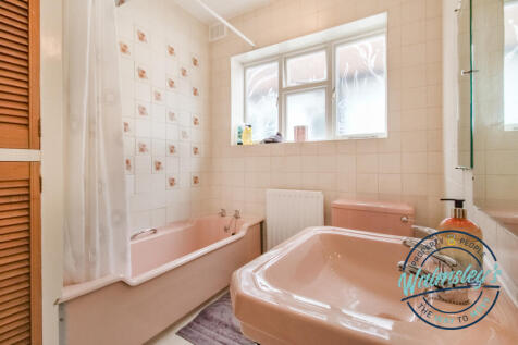 Three piece with original metal bath & sanitary wa