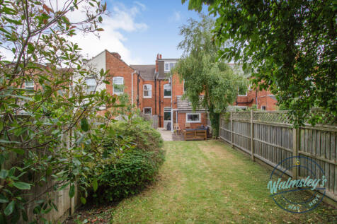 Rear gardens and elevation