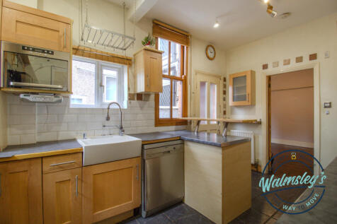 Kitchen breakfast room