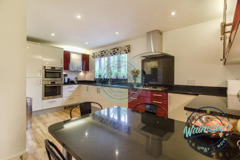 Kitchen breakfast room