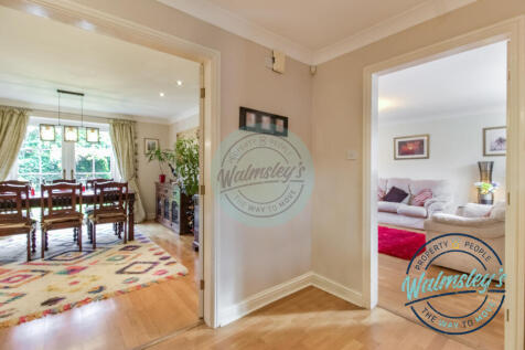 Dining room &amp; hallway