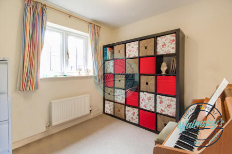 Versatile &amp; split play music &amp; home office rooms_