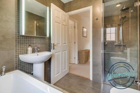 Family 4 piece bathroom