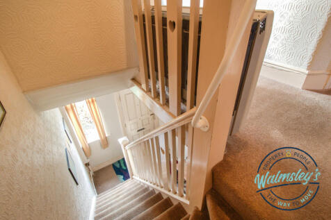 Landing &amp; hallway