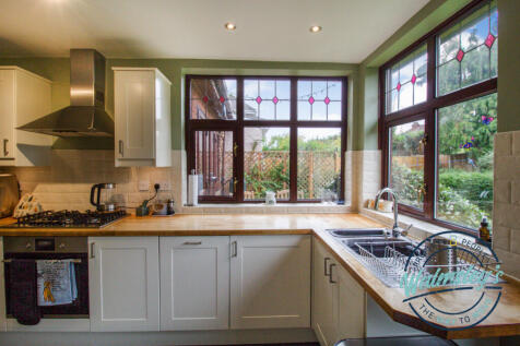 Kitchen corner windows