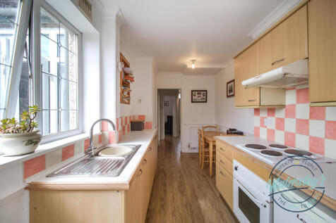 Kitchen breakfast towards hallway