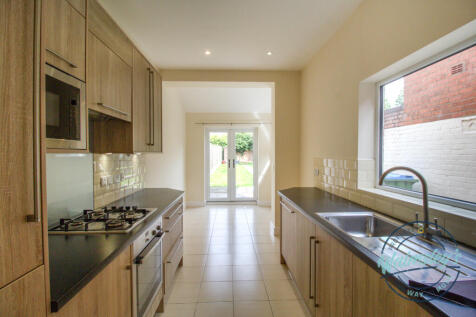 Kitchen breakfast room
