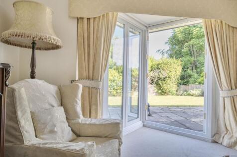 Living Room to Garden