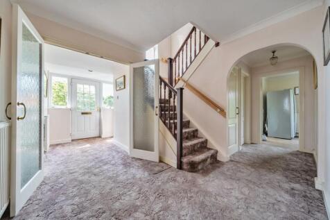 Entrance Hall to Porch