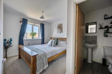 Master Bedroom and En-Suite