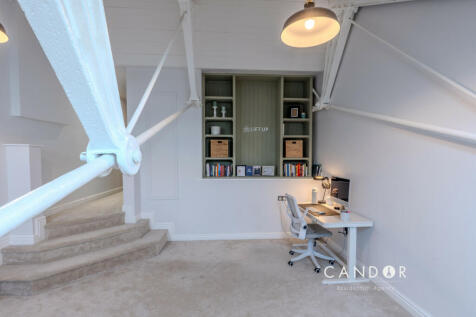 Property Image 28