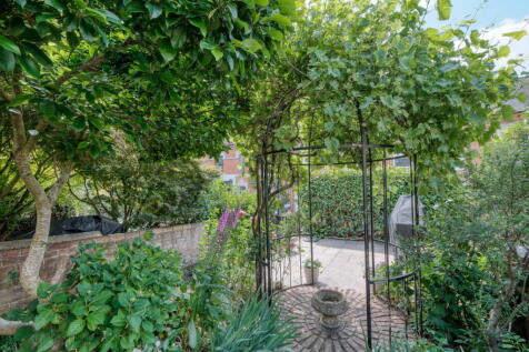 Property Image 28