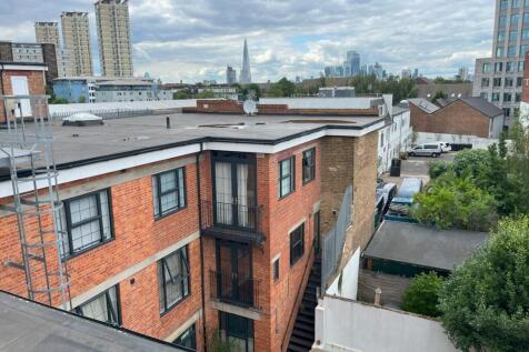 Chevron Apartments - view towards The Shard