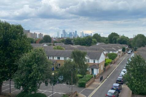 View from roof towards Canary Wharf