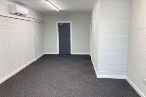 Office 494 sq ft