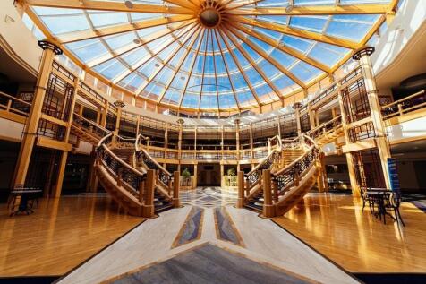 Atrium communal seating