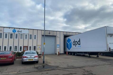 Rear terrace shutter door access