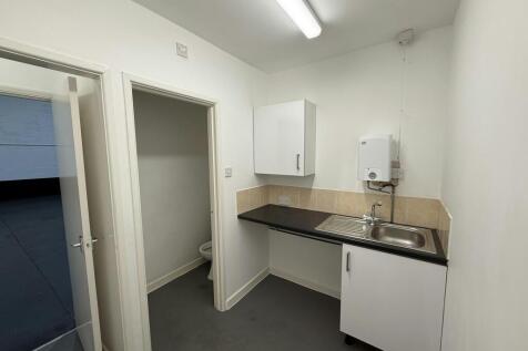 Unit 2 Kitchen &amp; WCs