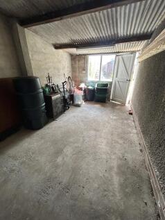 Garage  1