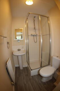 En suite Shower