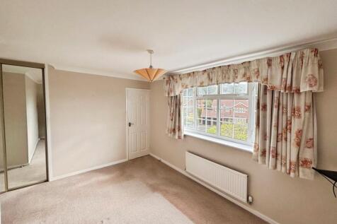 pbox-bedroom-323276.jpg