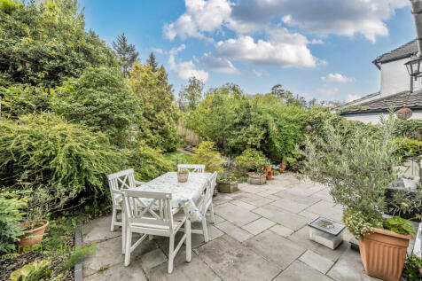 e234a720-fe41-4a3...