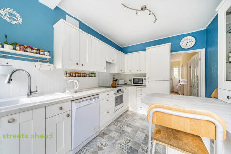 25df40d4-6740-413...