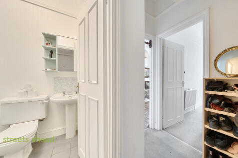 2111564d-1d80-4c4...