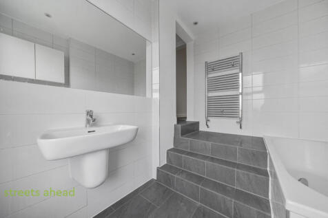 9e0cc570-d46e-4e7...