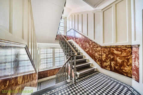 e96035b5-0129-45e...