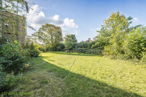 bca79a60-2445-40e...