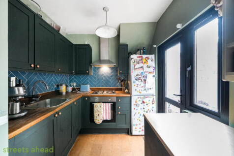 9a9b80ee-87de-484...