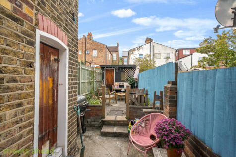 863d5af0-228d-4d9...