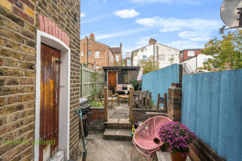 e34d3bbb-7043-4aa...