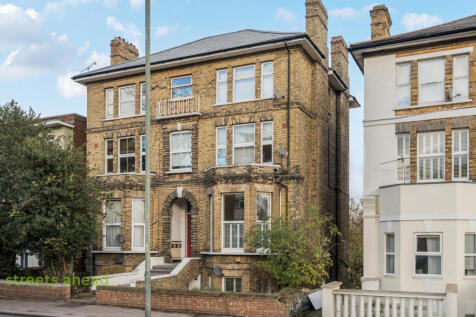 32427661-8d02-490...