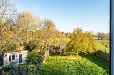 5f75b44a-e7bb-406...