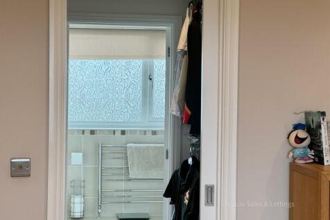 126 Gipsy Lane Kettering-49.jpg