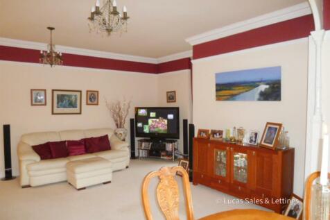 6 The Gables Kettering-14.jpg