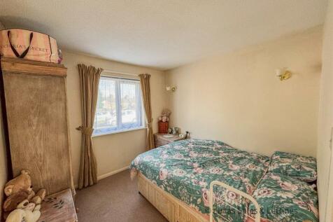 10 Thorngate St Kettering-2.jpg