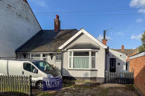 85 St Peters Ave Kettering-17.jpg