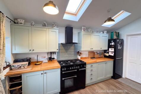 85 St Peters Ave Kettering-01.jpg