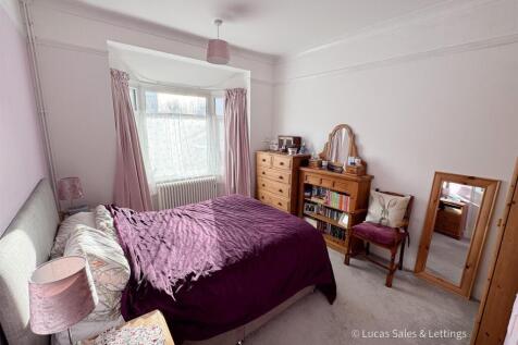 85 St Peters Ave Kettering-10.jpg