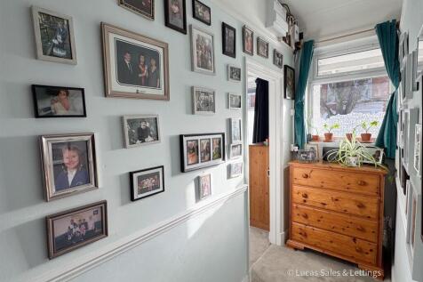 85 St Peters Ave Kettering-13.jpg