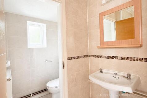 112 Hawthorn Rd Kettering updated-09.jpg